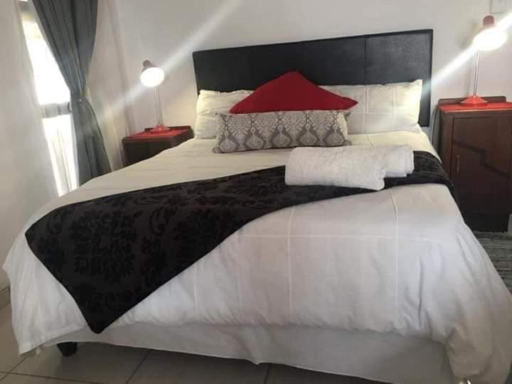 Aandrus Guesthouse Bloemfontein Exterior foto